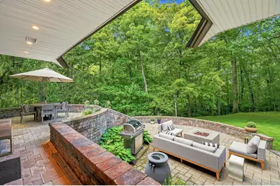 543 Scarborough Road, Briarcliff Manor, NY 10510 - Photo 30