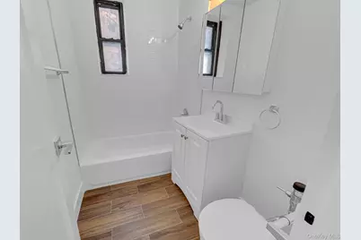 1040 Neilson Street #3B3, Far Rockaway, NY 11691 - Photo 18