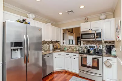 120 Scarlett Drive, Commack, NY 11725 - Photo 8