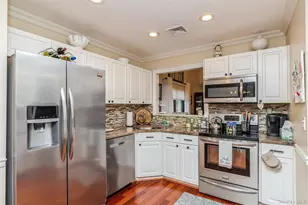 120 Scarlett Dr, Commack, NY 11725 - Photo 8