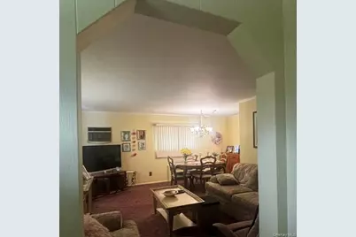 66 E Neptune Avenue, Lindenhurst, NY 11757 - Photo 4