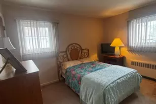 66 E Neptune Ave, Lindenhurst, NY 11757 - Photo 10