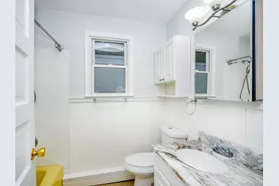 67 Glenlawn Avenue #Cottage, Sea Cliff, NY 11579 - Photo 16