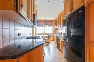 270-10 Grand Central Pkwy, Floral Park, NY 11005 - Photo 10