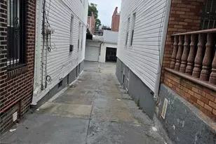 81-22 102nd Ave, Ozone Park, NY 11416 - Photo 4