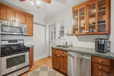 20 N Broadway #A304, White Plains, NY 10601 - Photo 8