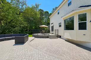 23 Greentree Dr, Medford, NY 11763 - Photo 26