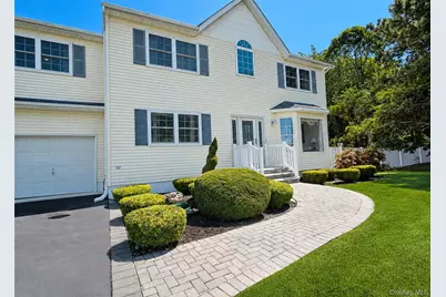 23 Greentree Drive, Medford, NY 11763 - Photo 2