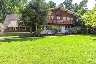 1 Valleywood Court W, Saint James, NY 11780 - Photo 1