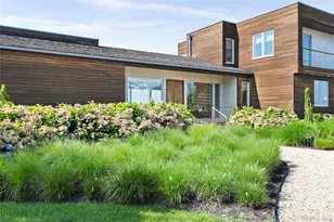 14 Peconic Crescent, Hampton Bays, NY 11946 - Photo 4