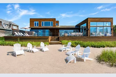 14 Peconic Crescent, Hampton Bays, NY 11946 - Photo 32