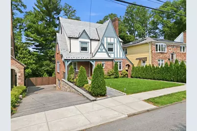 277 Devoe Avenue, Yonkers, NY 10705 - Photo 2