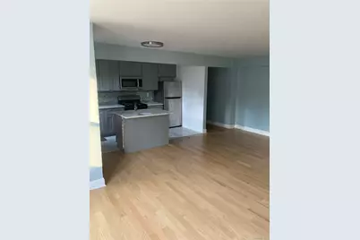 65-35 Yellowstone Boulevard, Forest Hills, NY 11375 - Photo 12