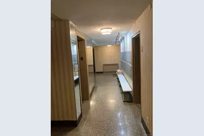 65-35 Yellowstone Boulevard, Forest Hills, NY 11375 - Photo 10