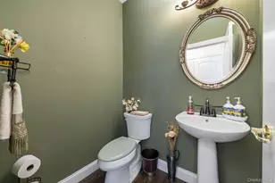 132 Halley Dr, Patchogue, NY 11772 - Photo 14