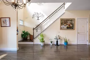 132 Halley Dr, Patchogue, NY 11772 - Photo 6