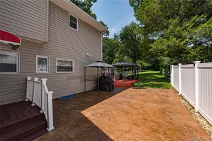 21 Circle Dr, East Northport, NY 11731 - Photo 38