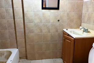 4107 Lowerre Pl, Bronx, NY 10466 - Photo 4