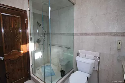 2026 E 74 Street, Brooklyn, NY 11234 - Photo 40