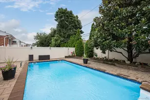 1118 Howard Dr, Westbury, NY 11590 - Photo 24