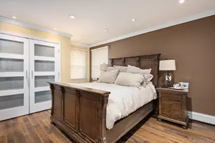 1118 Howard Dr, Westbury, NY 11590 - Photo 18
