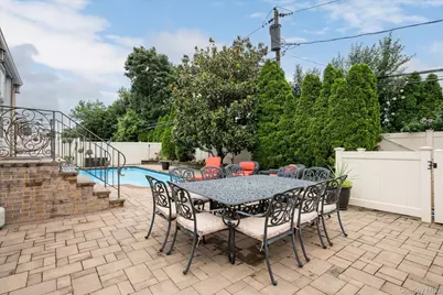 1118 Howard Drive, Westbury, NY 11590 - Photo 22
