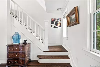 15 Parkview Court, White Plains, NY 10603 - Photo 20