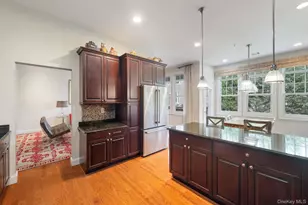 469 Pacing Way, Westbury, NY 11590 - Photo 10