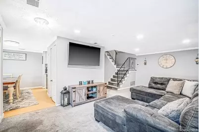 275 Birchwood Road, Medford, NY 11763 - Photo 6