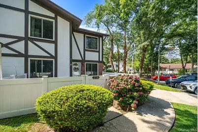 275 Birchwood Road, Medford, NY 11763 - Photo 2