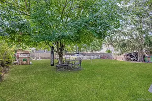 958 Thomas Ave, Baldwin, NY 11510 - Photo 22