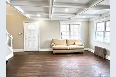 51 N Clinton Avenue, Patchogue, NY 11772 - Photo 4