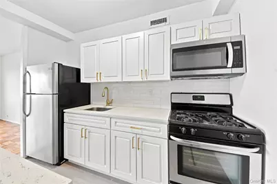 8 Fordham Hill Oval #16D, Bronx, NY 10468 - Photo 6