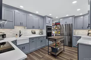 178 Montrose Dr, Port Jefferson Station, NY 11776 - Photo 16