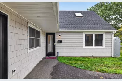 178 Montrose Drive, Port Jefferson Station, NY 11776 - Photo 2