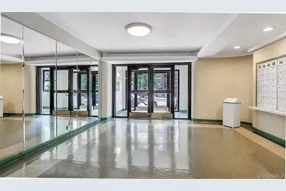 9809 64th Road #3D, Rego Park, NY 11374 - Photo 6