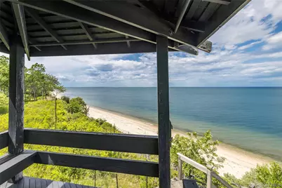20 & 22 Hedges Banks Drive, East Hampton, NY 11937 - Photo 36