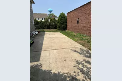 137 Nassau Boulevard, Garden City South, NY 11552 - Photo 14