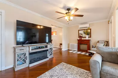 89-72 216th Street, Queens Village, NY 11427 - Photo 4