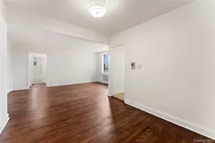 5645 Netherland, Bronx, NY 10471 - Photo 4
