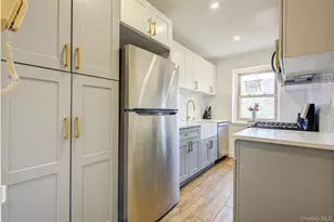 144-60 Gravett Rd, Flushing, NY 11367 - Photo 16