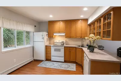 48 Scenic Circle #48, Croton on Hudson, NY 10520 - Photo 2