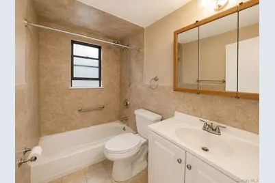 95 W Lake Drive, Lindenhurst, NY 11757 - Photo 24