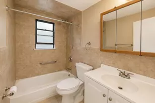 95 W Lake Dr, Lindenhurst, NY 11757 - Photo 24
