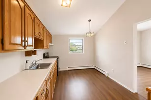 95 W Lake Dr, Lindenhurst, NY 11757 - Photo 20