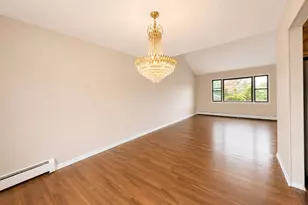 95 W Lake Dr, Lindenhurst, NY 11757 - Photo 22