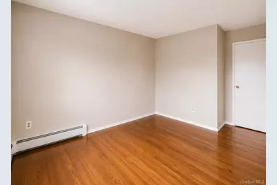 95 W Lake Drive, Lindenhurst, NY 11757 - Photo 12