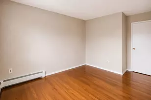 95 W Lake Dr, Lindenhurst, NY 11757 - Photo 12
