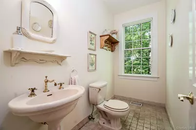 48 Park Lane, West Harrison, NY 10604 - Photo 12