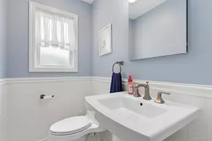 25 N Ocean Ave, Center Moriches, NY 11934 - Photo 22
